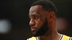 LeBron le respondió a los que opinan que no debería jugar más este año con los Lakers