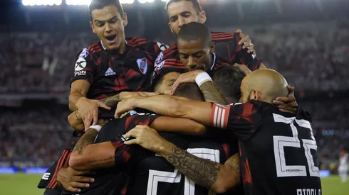 Hoy juega River y Pinola lo sabe