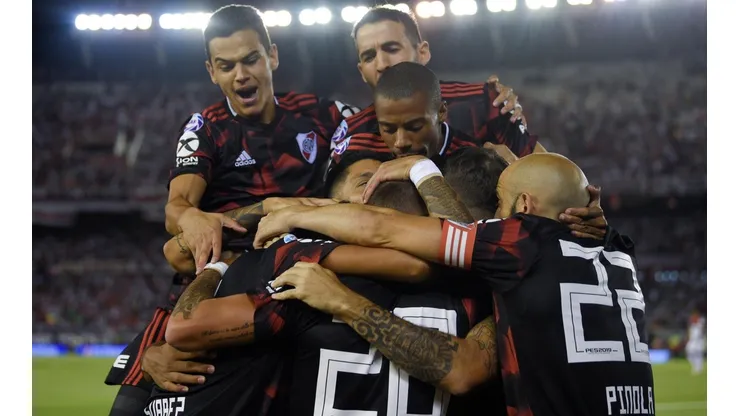 Hoy juega River y Pinola lo sabe