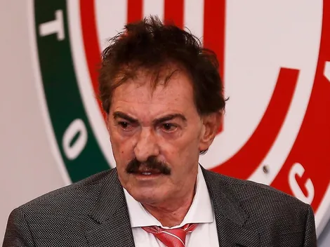 La Volpe no gana títulos con sus clubes, pero les llena las arcas
