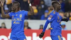 Quiñones y Enner Valencia, los dos mejores del partido.