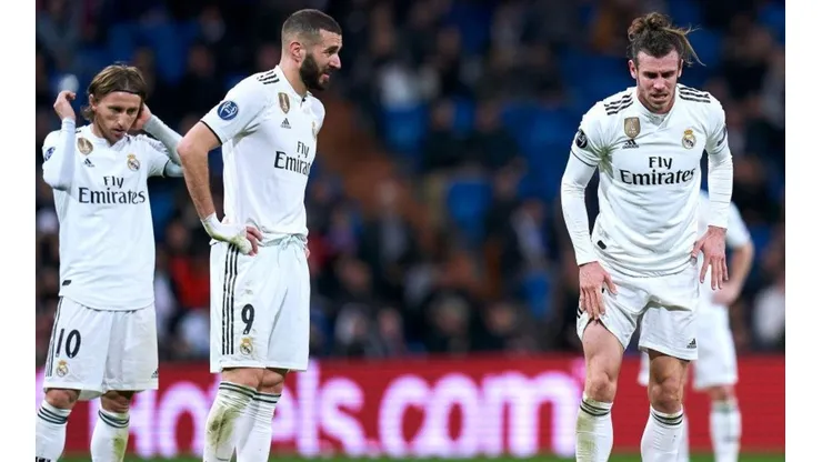 Los 3 tuits de Puyol mientras Ajax eliminaba al Real Madrid