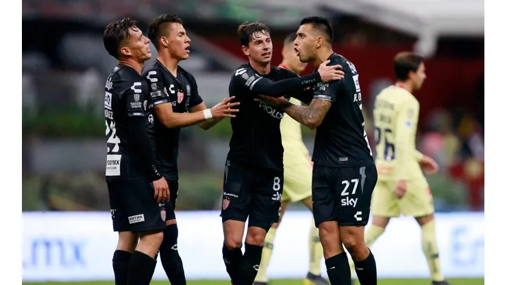 El Necaxa le dio vuelta el partido al América.