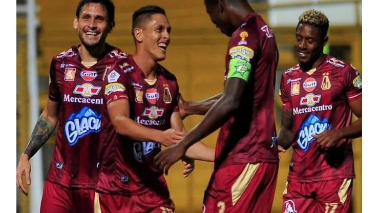 Deportes Tolima vs Atl. Paranaense