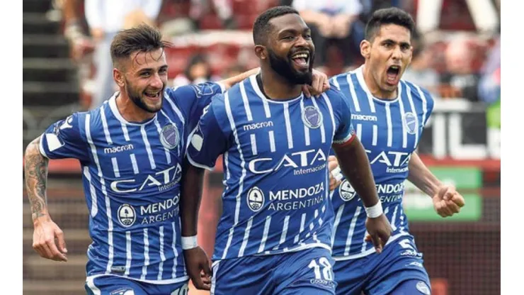 Godoy Cruz vs Olimpia por la Copa Libertadores.