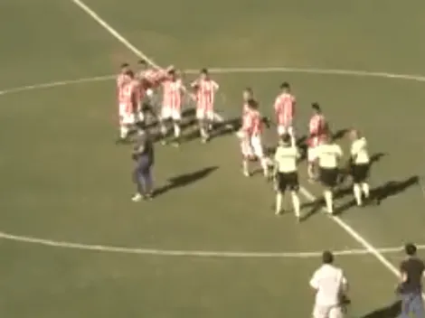 La hinchada argentina más desatenta aplaudió la salida del equipo rival