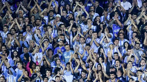 Los hinchas de Racing en el Cilindro de Avellaneda.