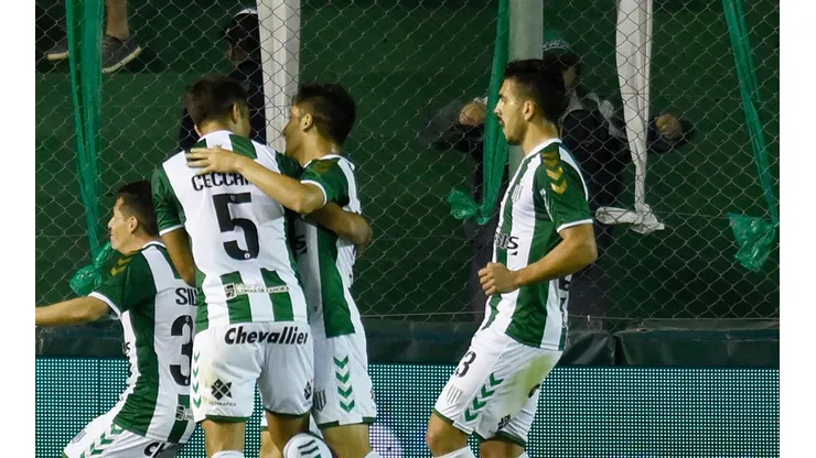 Banfield vs Atlético Tucumán por la Superliga.