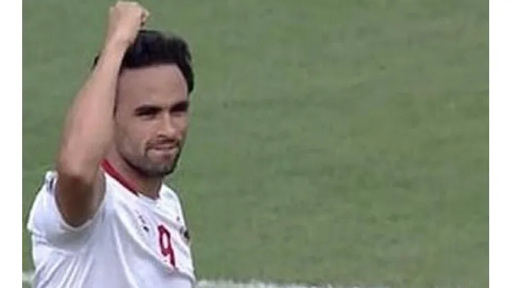 ¿Lo mira Martino? Otro gol de Esqueda en India