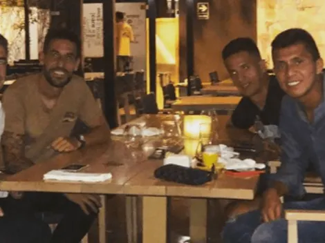 Una postal para el recuerdo: jugadores de Alianza Lima posaron junto a Bengoechea