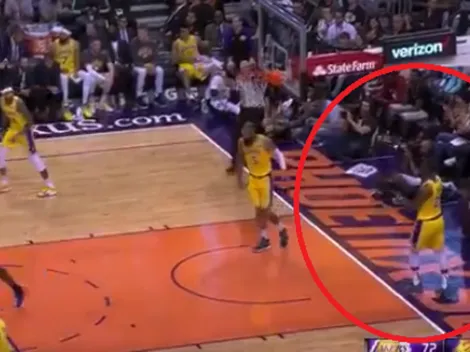 Ya no le importa nada: LeBron no defiende y comete la pérdida más tonta de su carrera