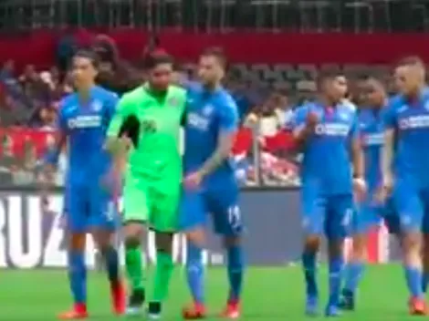Cruz Azul prendido fuego: Méndez y Aguilar se pelean en el entretiempo