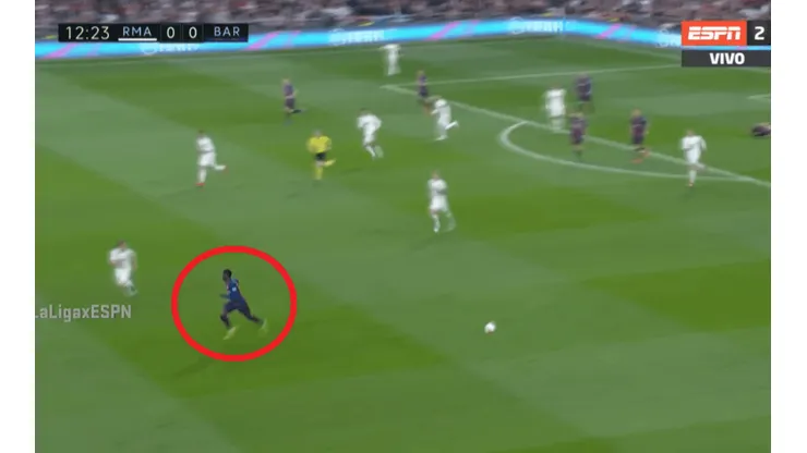 Imposible no reírse: Dembélé se puso a correr, se olvidó el balón y Modric no entendió nada