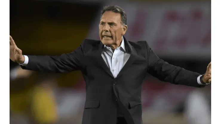Sigue enojado: Russo señaló a la FPF como culpable de una posible eliminación temprana de la Copa