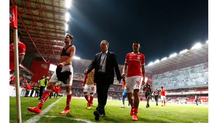 Los seguidores no se bancan más este momento del Toluca.