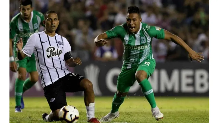 Atlético Nacional vs Livertad por la Copa Libertadores.
