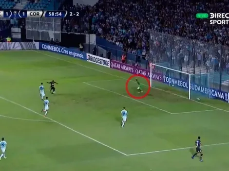 Es Spiderman: Arias tapó un mano a mano cuando se le venía la noche a Racing