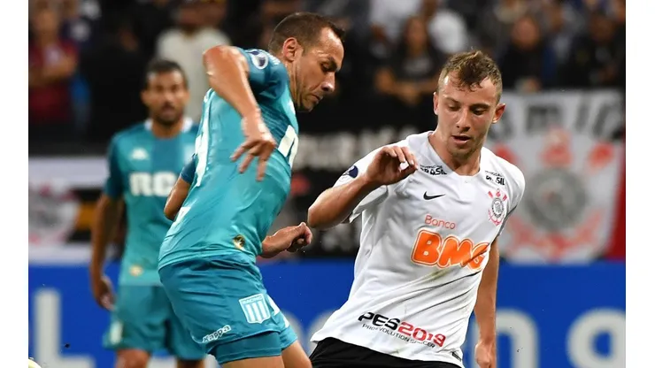 Racing vs Corinthians por la Copa Sudamericana.