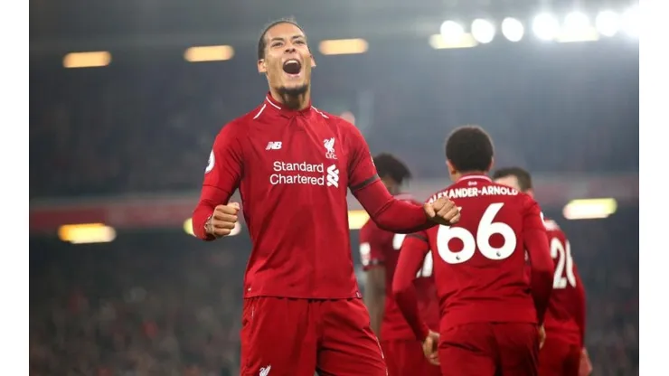 Liverpool sigue firme en Inglaterra.