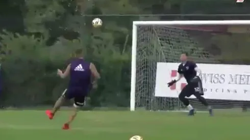 River posteó un golazo de Quintero y los hinchas explotaron Twitter con comentarios subidos de tono