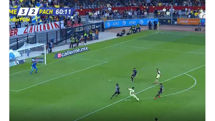 Roger Martínez anotó el cuarto gol del América.