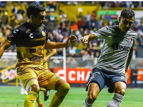 De la mano de Maradona: el Dorados venció por penales al Atlas y se metió en los cuartos de final