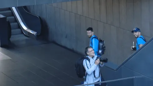 Foto de Lionel Messi con Luis Suarez.