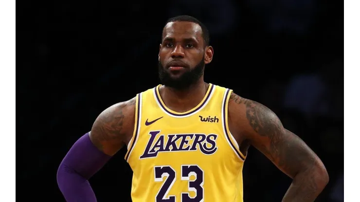 Prefieren a Kobe: Fanáticos de los Lakers cargan contra LeBron James
