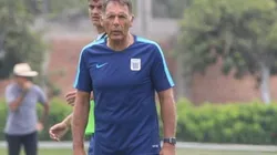 Un futbolista de Alianza Lima estaría perdiendo su lugar en el equipo que jugará la Copa Libertadores
