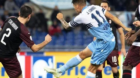 Lazio y Milan chocan en el Estadio Olímpico de Roma por la Copa Italia.