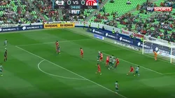 Valdés abrió el marcador de tiro libre.