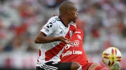 Nicolás De la Cruz ante San Martín de Tucumán.