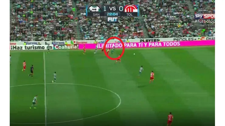 Preciado corrió desde allí para el segundo de Santos.