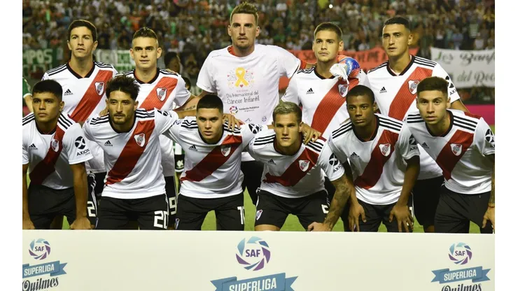 River vs San Martín de Tucumán.