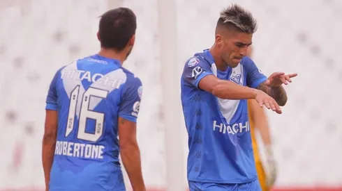 Leandro Fernández abrió la cuenta para Vélez.