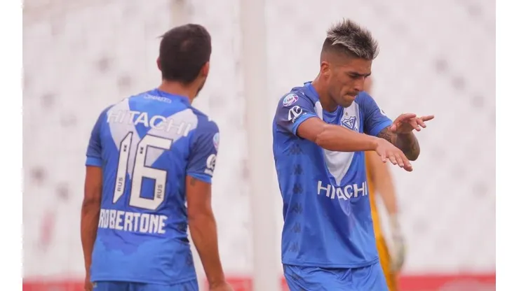 Leandro Fernández abrió la cuenta para Vélez.