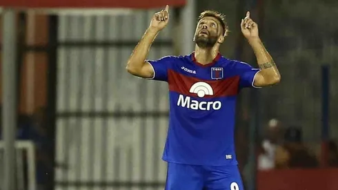 Federico González anotó el primero de Tigre.