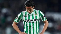 Hasta Televisa criticó a Setién por mandar tan tarde al terreno de juego a Lainez