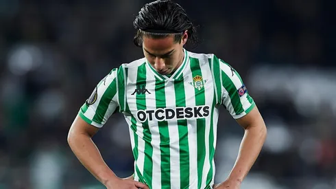 Hasta Televisa criticó a Setién por mandar tan tarde al terreno de juego a Lainez