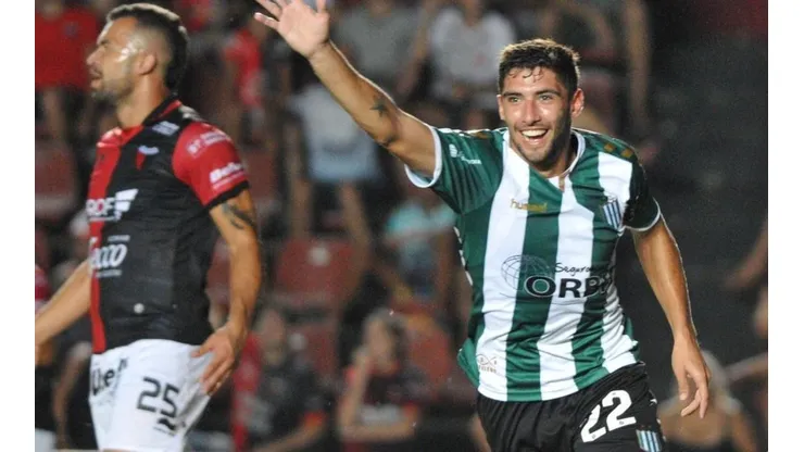 Juan Álvarez festeja el gol del triunfo.