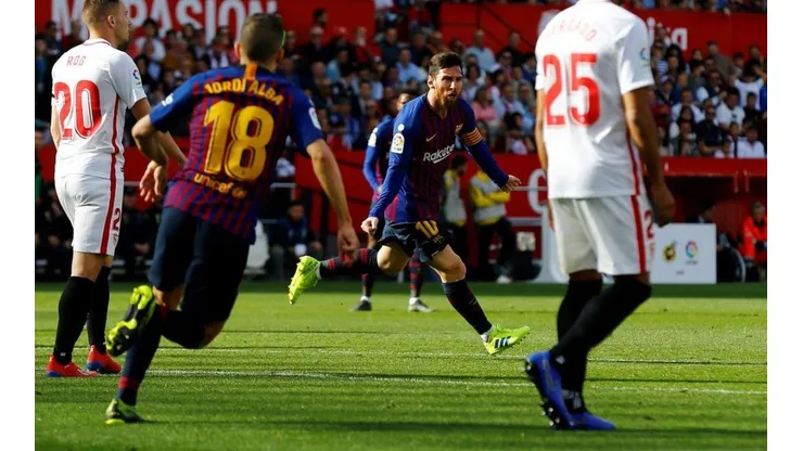 Sevilla ve a Messi y llora: hat-trick para que Barcelona acaricie LaLiga