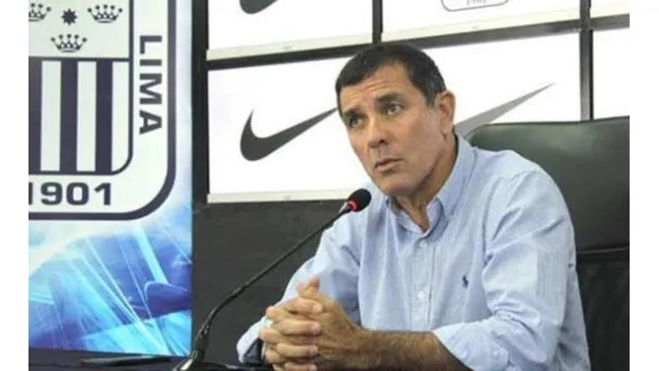 El Gerente Deportivo de los Íntimos rompió el silencio y aclaró lo sucedido con Cristal