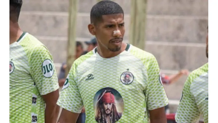 Tremendo: Confesó ser hincha de Cristal y le quiere marcar a Universitario