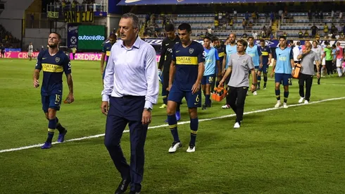 Foto de Alfaro y los jugadores de Boca.