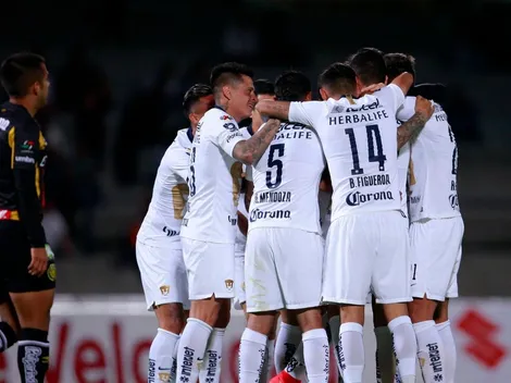 Pumas derrotó en un final increíble a Leones Negros y se clasificó a Octavos de Final