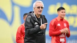 Jorge Fossati y su once en Perú para jugar con Uruguay