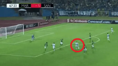 Santos Laguna está bailando al conjunto hondureño.