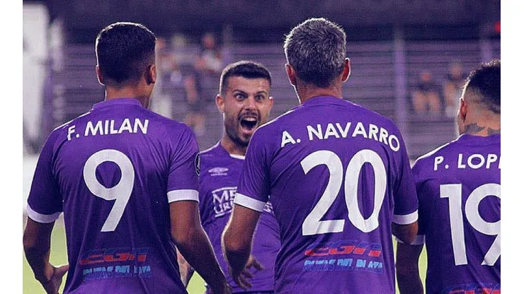 Defensor Sporting vs Atlético Mineiro por la Copa Libertadores.