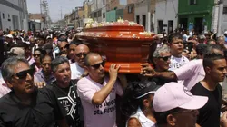 Muy emotivo: El último adiós al Kukín Flores