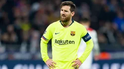 SIN RESPUESTAS. Lionel Messi y la descripción gráfica de Lyon-Barcelona (Foto: Getty).